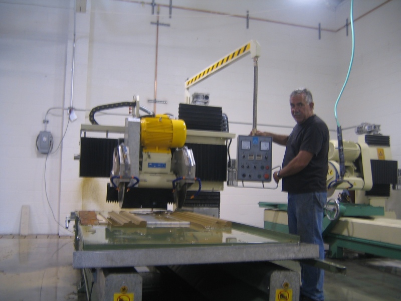 DNFX-1500｜Profile Shaping Machine