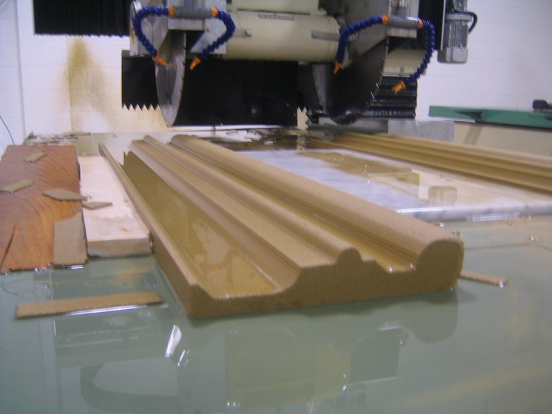 DNFX-1500｜Profile Shaping Machine
